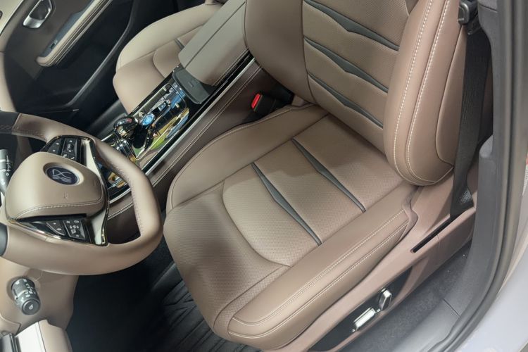 Used BYD Han 2025 DM-i Smart Drive 125KM Comfort Edition Left Front Seat