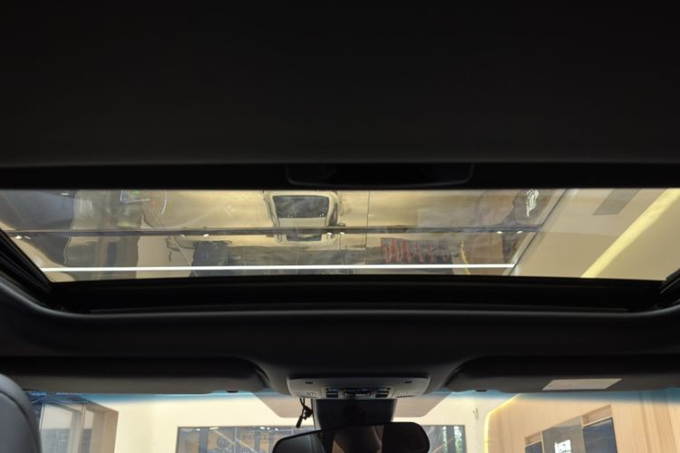 Used Toyota Avalon 2023 Dual-Engine 2.5L Luxury Edition Headliner