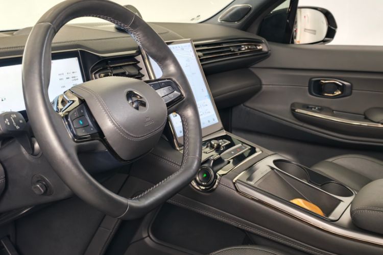 Used Nio ES8 2020 580 km Range Six-Seater Version Steering Wheel