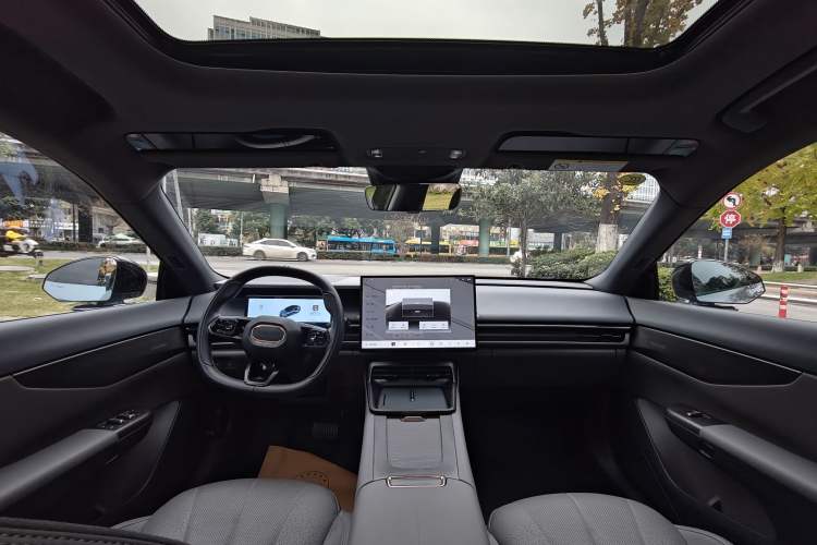 Used Lynk & Co 07 2024 EM-P 126 Long-Range Ultra
