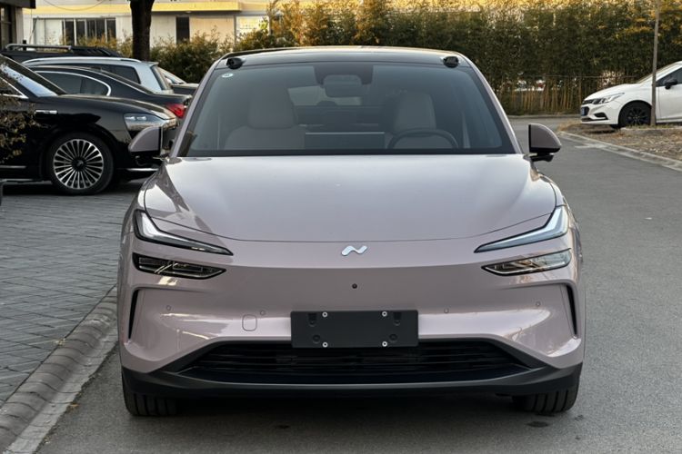 Used ONVO L60 2024 60 kWh All-Wheel Drive
