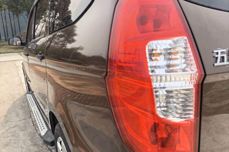 Used Wuling Hongguang 2015 1.2L S Base Model China V Standard