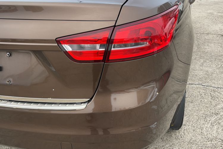 Used Ford Escort 2015 1.5L Automatic Comfort Edition
