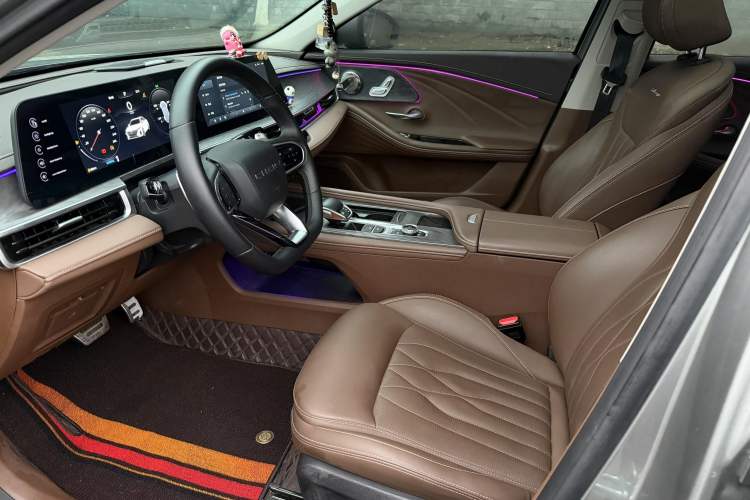 Used Chery Arrizo 8 2023 High-Performance Edition 2.0T DCT Powerfully Equipped
