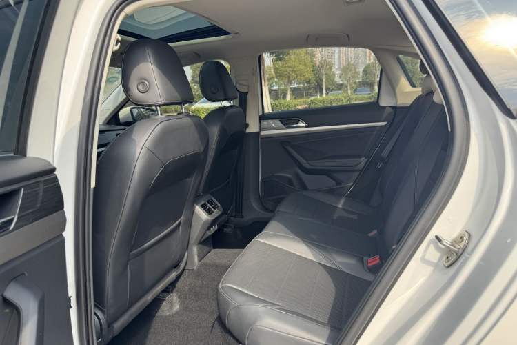 Used Volkswagen Lavida 2019 1.5L Automatic Comfort Edition China VI Standard