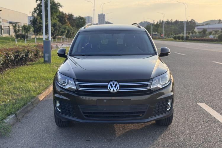 Used Volkswagen Tiguan 2015 1.8TSI Automatic Two-Wheel Drive Trend Edition Exterior 2