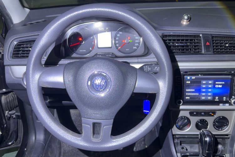 Used Volkswagen Lavida 2013 Revised Version 1.4 TSI DSG Comfort Edition Steering Wheel