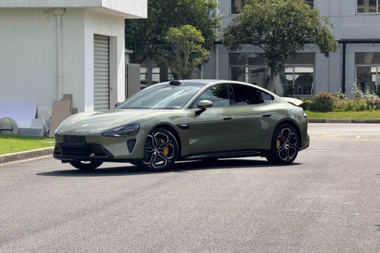 Used Xiaomi Auto SU7 2024 Four-Wheel Drive Ultra-Long Range Advanced Intelligent Driving Max Edition
