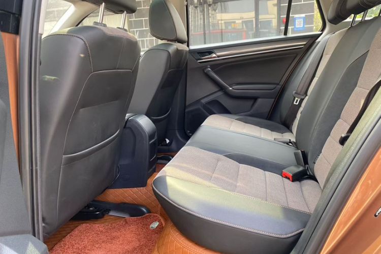 Used Volkswagen C-TREK 2018 230TSI DSG Comfort Model