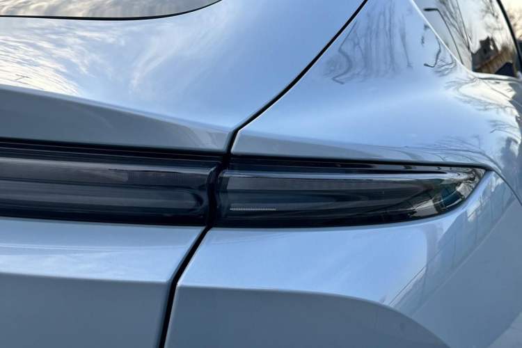 Used Nio ET5 2024 75 kWh Exterior 9