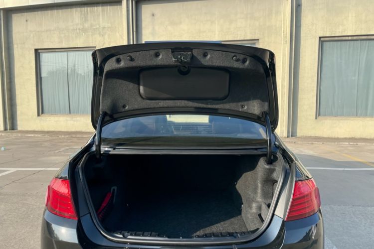 Used BMW 5 Series 2014 525Li Luxury Design Package