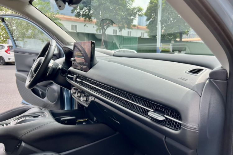 Used Honda ZR-V 2023 2.0L eHEV Sharp - Deluxe Edition
