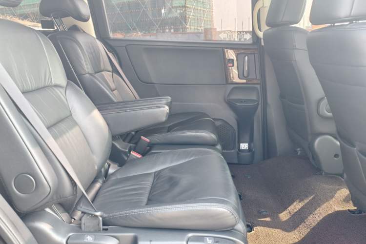 Used Honda Odyssey 2015 2.4L Smart Edition