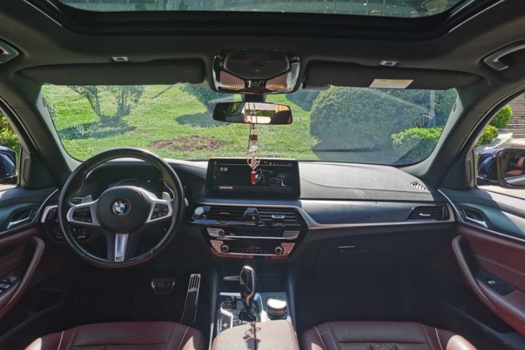 Used BMW 5 Series 2022 Restyled 530Li Leading Edition M Sport Package
