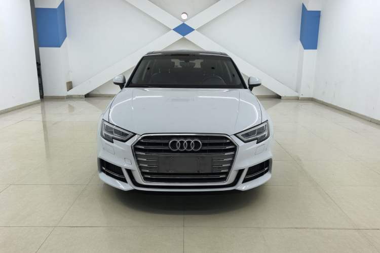 Used Audi A3 2020 Limousine 35 TFSI Fashion Edition China VI Emission Standard