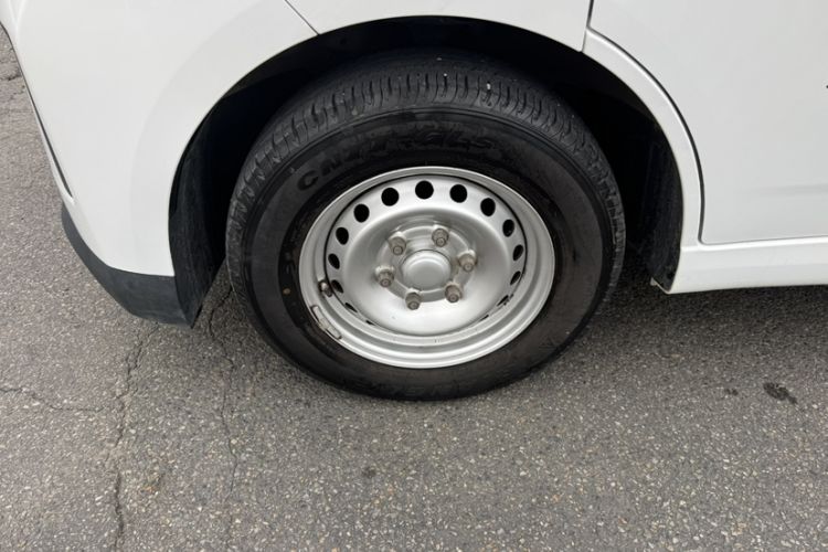 Used Wuling Yangguang 2024 300km Range Practical Window-Sealed Version 60kW