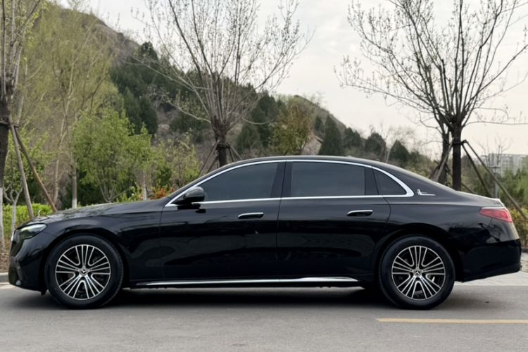 Used Mercedes-Benz E-Class 2024 E 260 L
