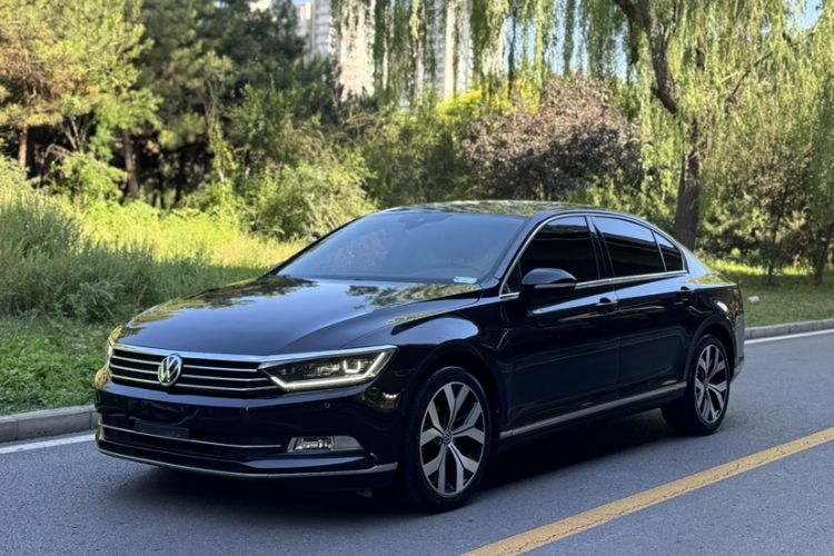 Ojetý Volkswagen Magotan 2018 330TSI DSG Luxury Model