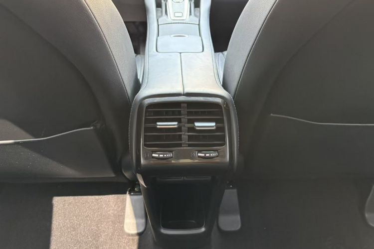 Used Acura CDX 2016 1.5T Two-Wheel Drive Deluxe Edition