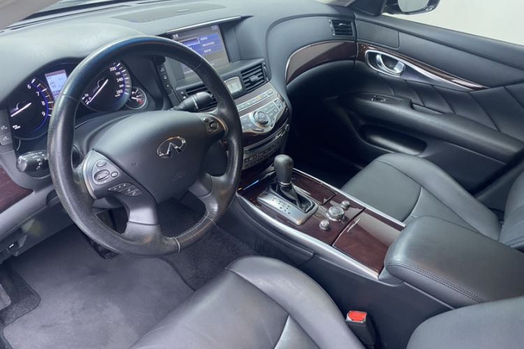 Used Infiniti Q70 2019 Q70L 2.0T Elite Plus Version Interior 2