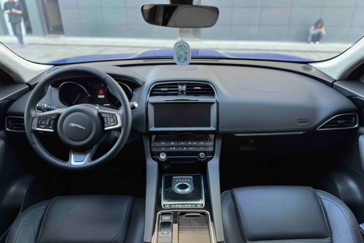 Used Jaguar F-PACE 2020 2.0T Urban Deluxe Edition
