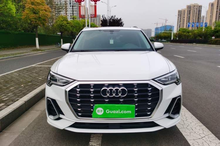 Used Audi Q3 2021 35 TFSI Fashion Dynamic Model Exterior 1