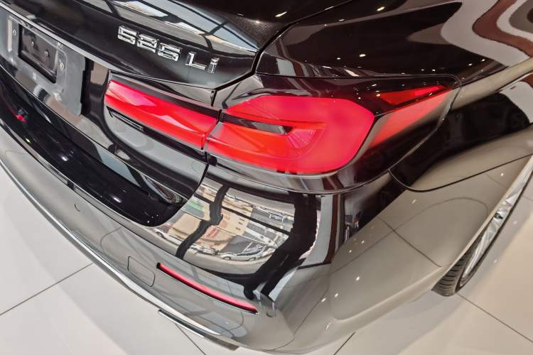 TDK.VehicleDetails.img