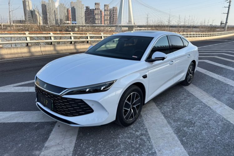 Used BYD Qin L 2025 DM-i Smart Drive 120KM Leading Model