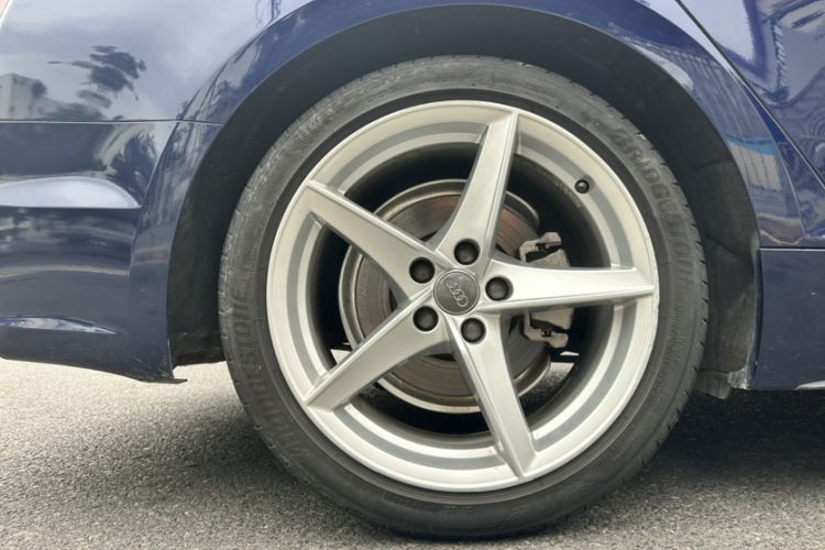 Used Audi A5 2019 Sportback 40 TFSI Fashion Model Exterior 4