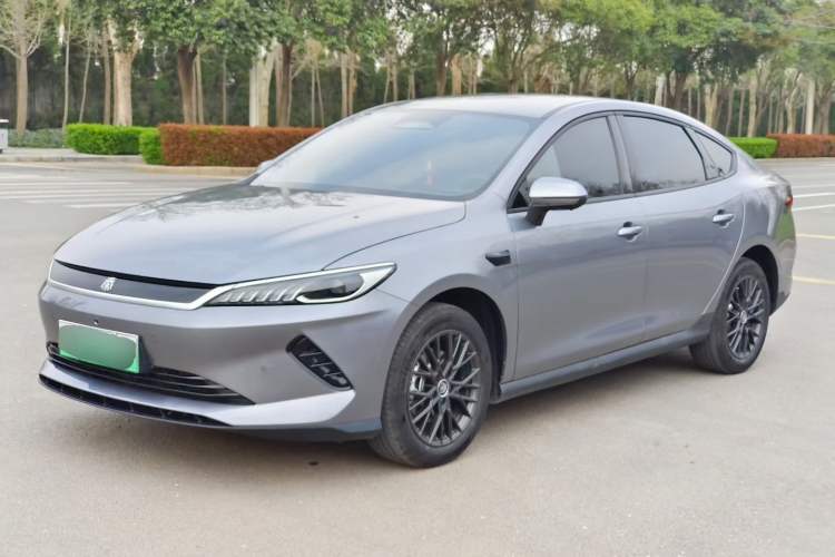 Used BYD Qin PLUS 2025 EV Smart Drive Edition 420KM Leading Model
