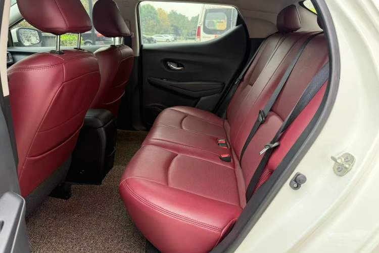 Used Nissan Lannia 2021 1.6L CVT Smart Connect Smart Cool Edition
