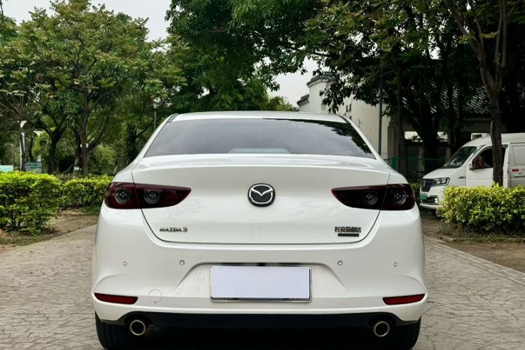 Used Mazda 3 Axela 2023 2.0L Automatic Zhiqing Edition
