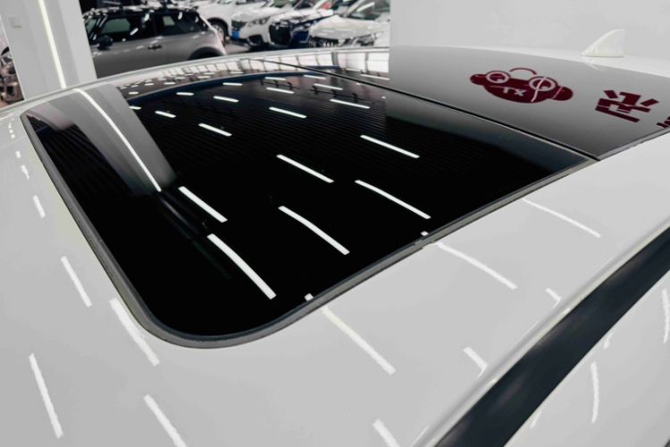 Used Honda Vezel 2017 1.8L CVT Front-Wheel Drive Pioneer Edition Roof