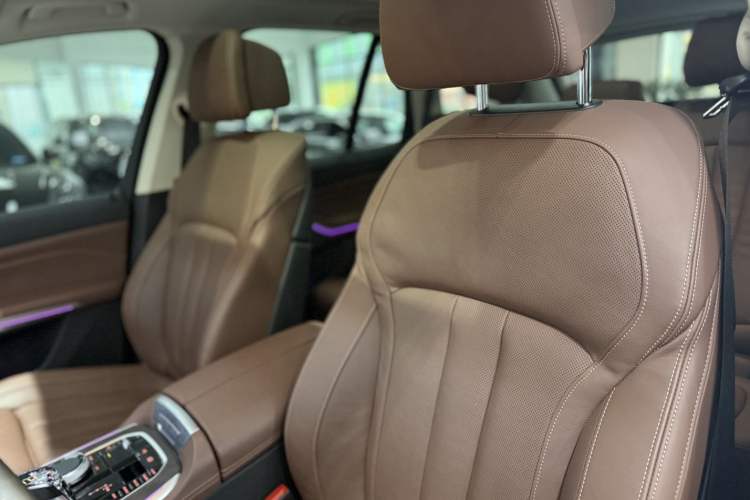 Used BMW X5 2021 xDrive40i Luxury Model with M Sport Package