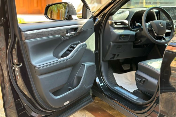 Used Toyota Crown Kluger 2024 2.5L HEV Four-Wheel Drive Premium Edition