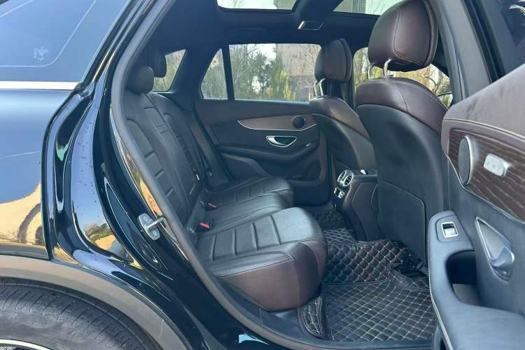 Used Mercedes-Benz GLC 2022 Refreshed GLC 300 L 4MATIC Dynamic Edition Prestige Version
