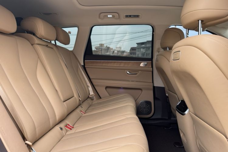 Used Hima AITO M7 2024 1.5T Rear-Drive Plus Version 5 Seats Interior 4