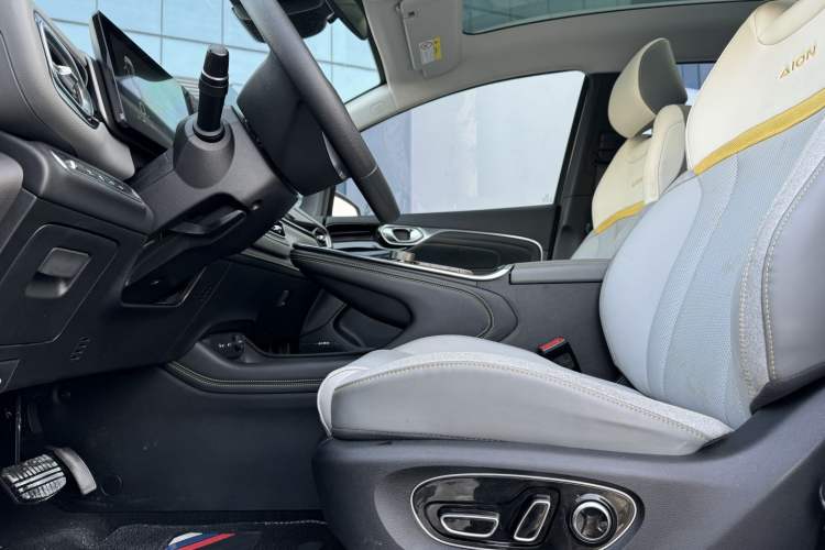 Used AION V 2022 Plus 70 Smart Edition Ternary Lithium Left Front Seat