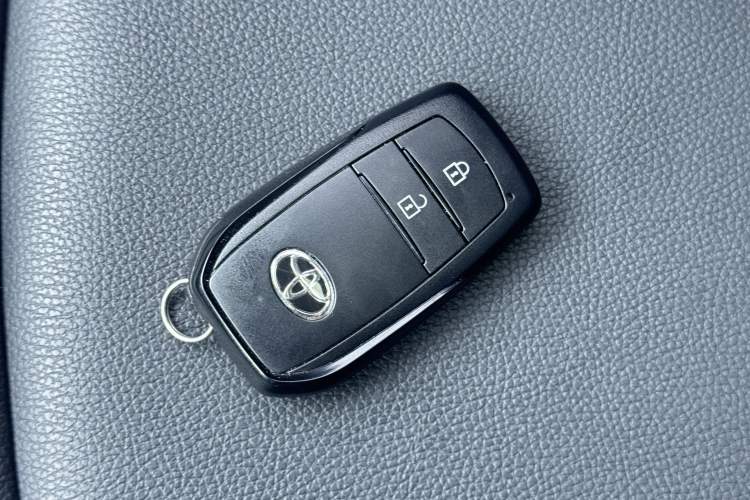 Used Toyota Corolla Cross 2022 2.0L Deluxe Edition Interior 2