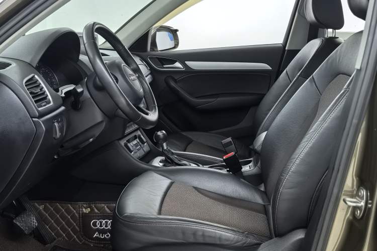 Used Audi Q3 2017 35 TFSI Fashion Model
