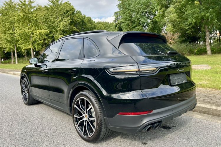 Used Porsche Cayenne 2023 Cayenne 3.0T Platinum Edition
