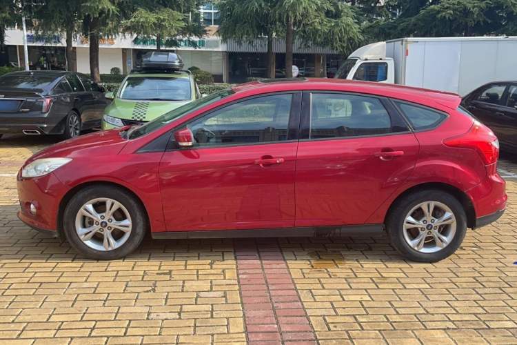Used Ford Focus 2012 Hatchback 1.6L Automatic Fashion Edition