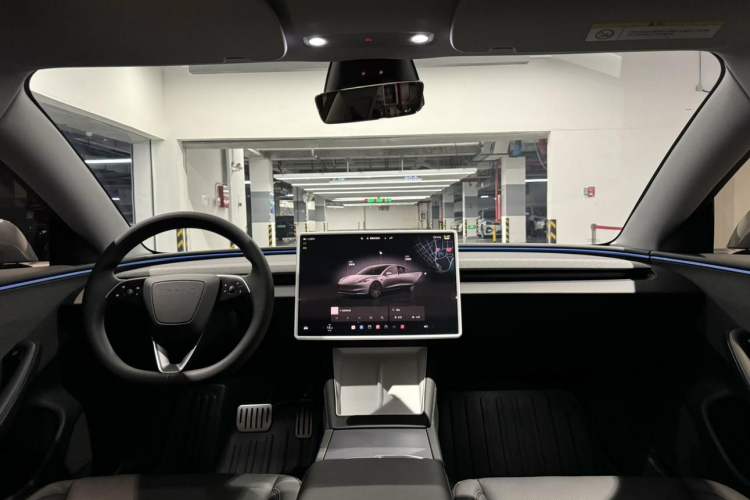 Used Tesla Model 3 2025 Rear-Wheel-Drive Version Interior 2