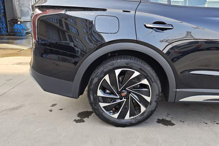 Used Hongqi HS7 PHEV 2024 2.0T PHEV Four-Wheel Drive Flagship Edition 6 Seats
