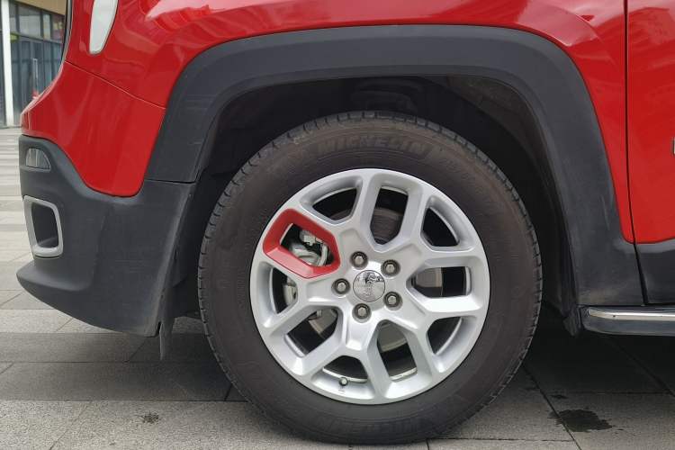 Used Jeep Renegade 2018 Connected Large Screen Version 180T Automatic High-Energy Edition
