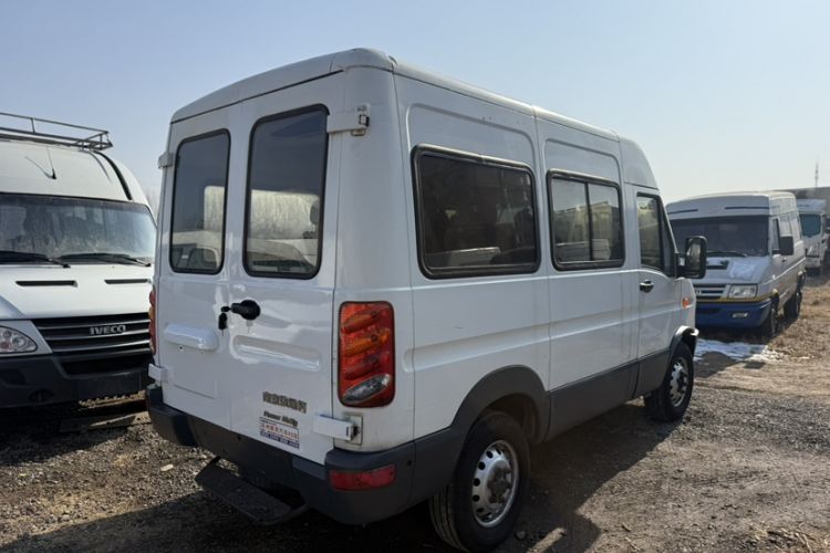 Used Iveco Power Daily 2012 2.5T-A32 Base Version

