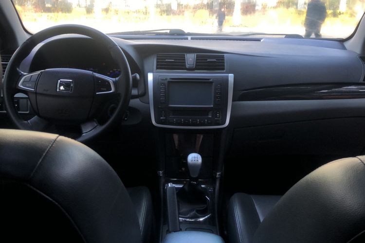 Used Zotye Z300 2014 1.5L Urban Edition Manual Deluxe Trim