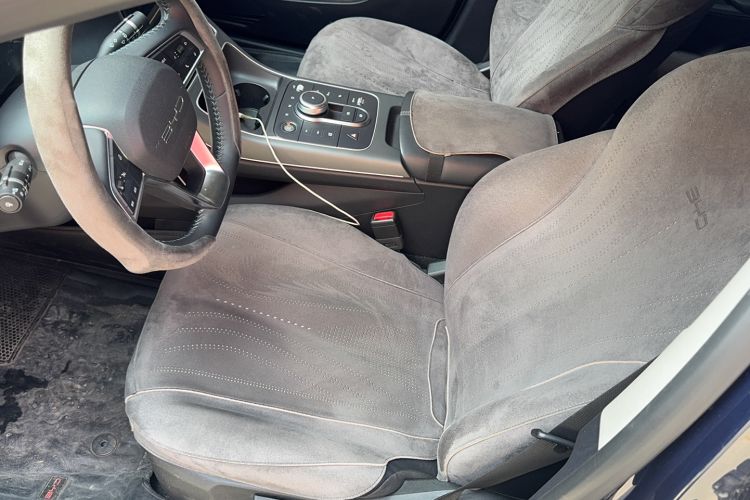 Used BYD Destroyer 05 2024 HONOR Edition DM-i 55KM Luxury Model Interior 1