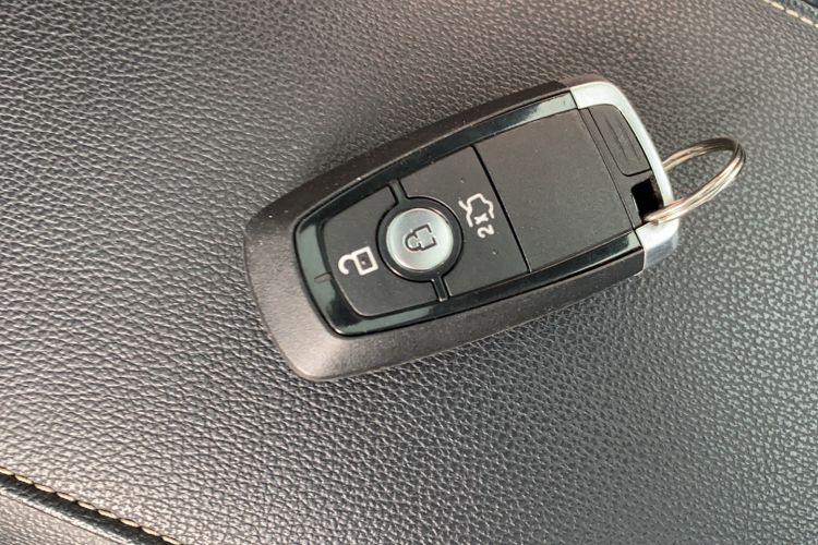 Used Ford Mondeo 2018 EcoBoost 200 Stylish Model Interior 5