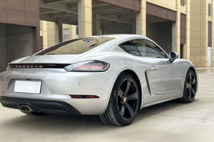 Used Porsche 718 2020 Cayman 2.0T
